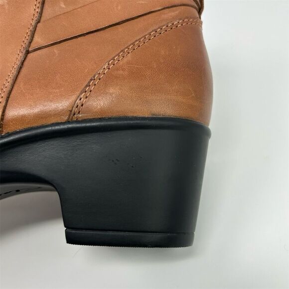 Clarks Women's Malia Hawthorn Brown Leather Ankle Booties Size 10 - Picture 11 of 13